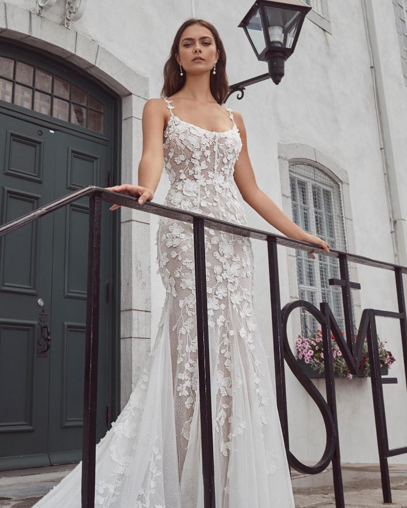 124102 lace mermaid wedding dress with long train and spaghetti straps2